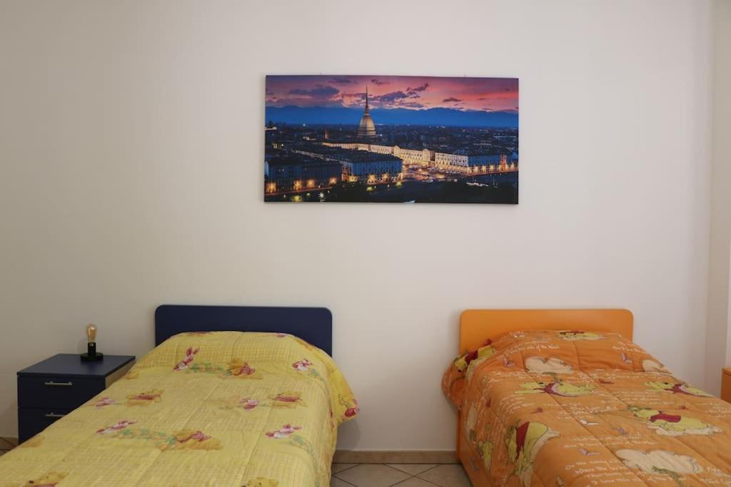 Apartamento Officium Su Piazzetta Turín Exterior foto